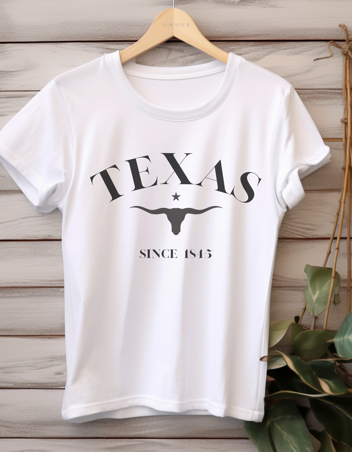 Texas Tee with Long Horn Graphic in Black Short Sleeve Tee